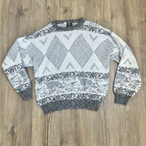 VTG 80’s Grandpa Sweater Diamond Print Color Gray/White Cozy